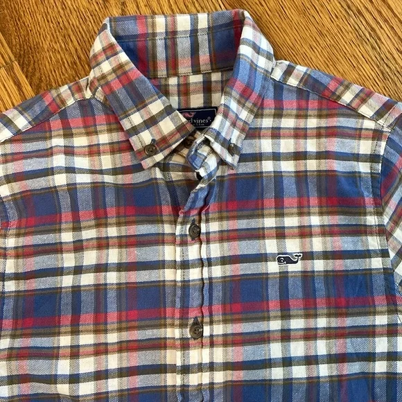 Boy’s Vineyard Vines Button Up/Button Down Whale Shirt. Size 7. Like New. - Picture 4 of 10